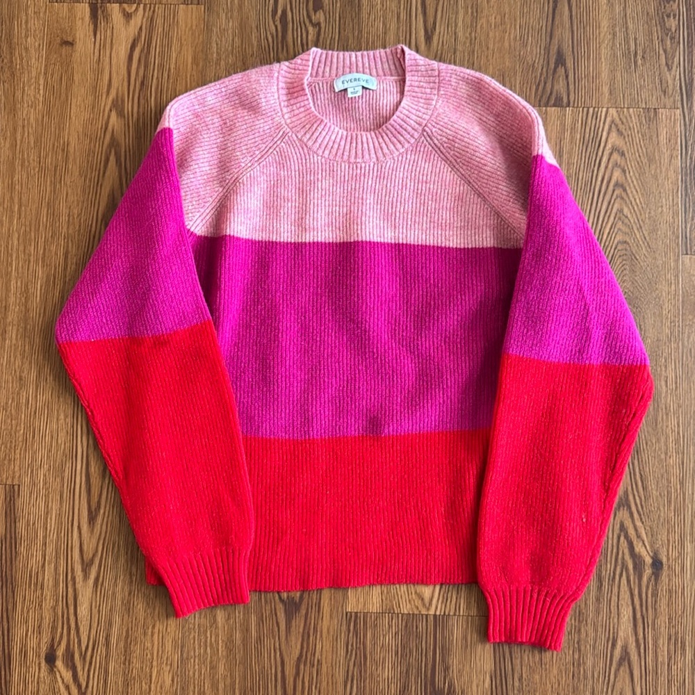 Tri color crewneck sweater